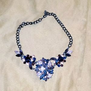 Statement necklace